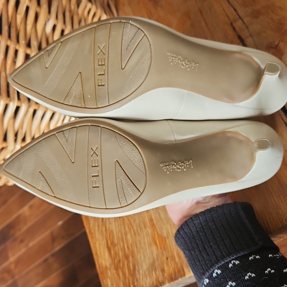 LifeStride Sevyn Glitz in Almond Milk Size 7.5 Shoes Heels - Picture 6 of 16